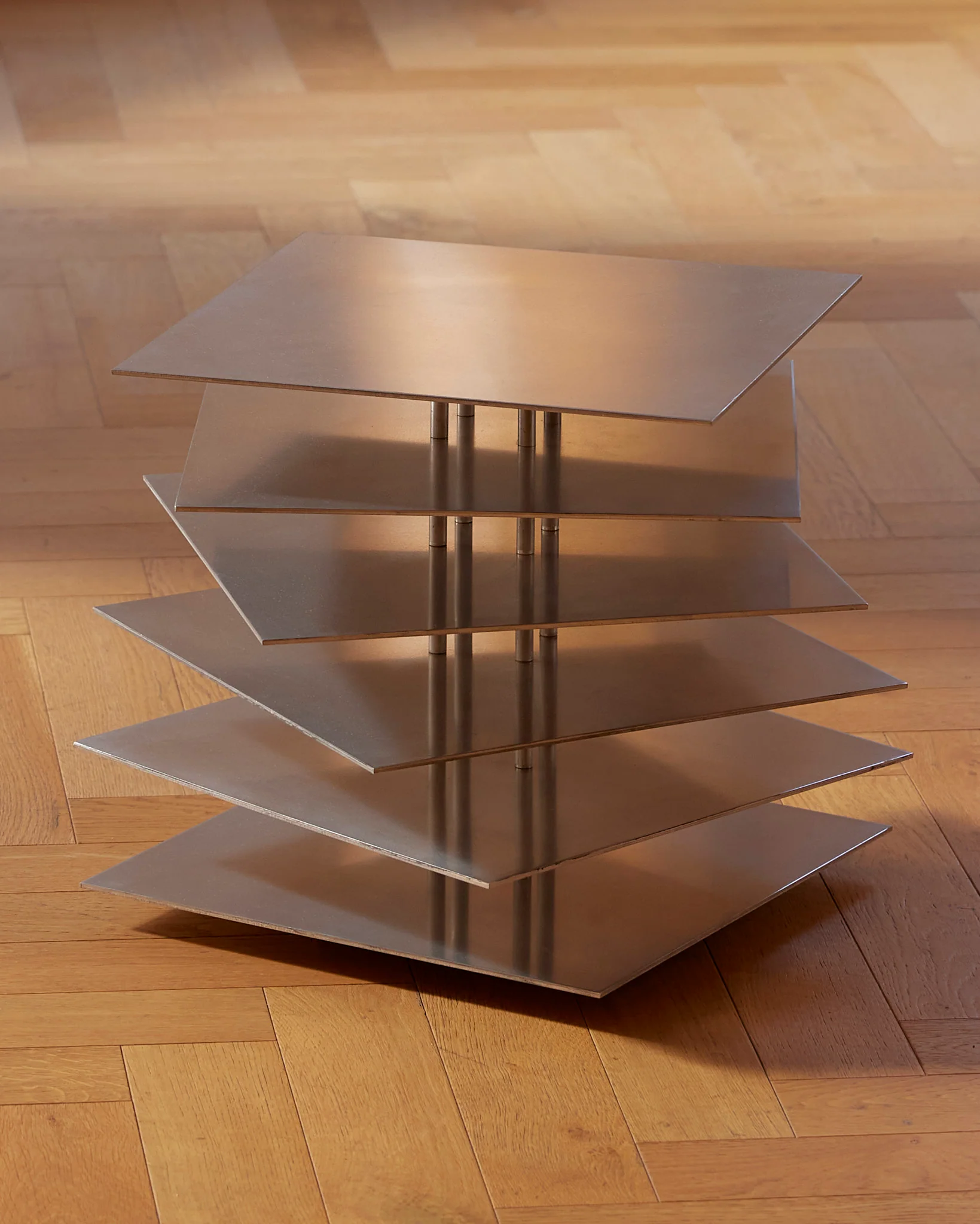 Helix Table - Image 3