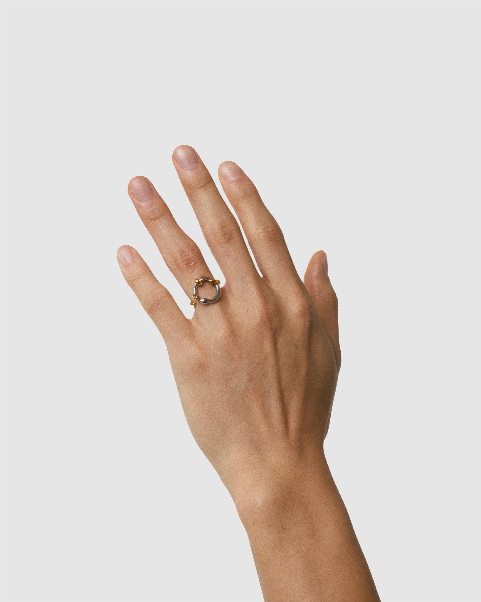 Jormun Hollow Ring