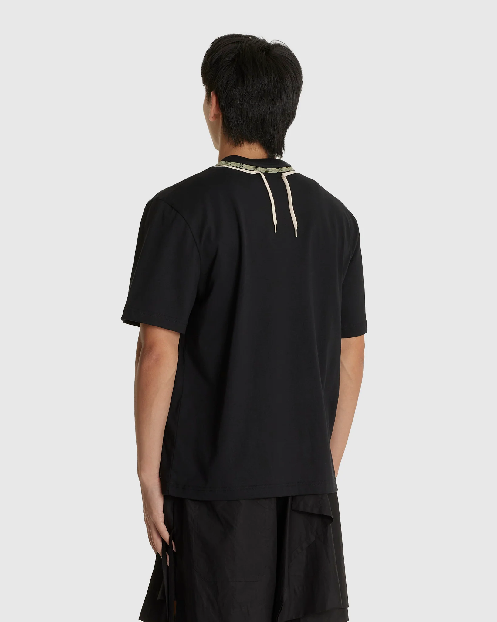 Trek-Lace T-Shirt Black - Image 3